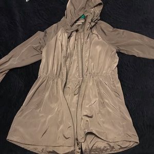 Athleta Gray Large Raincoat- Great Condition